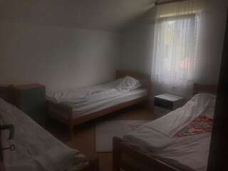 Гостевой дом Guest House Kollata Vusanje Классический трехместный номер-8